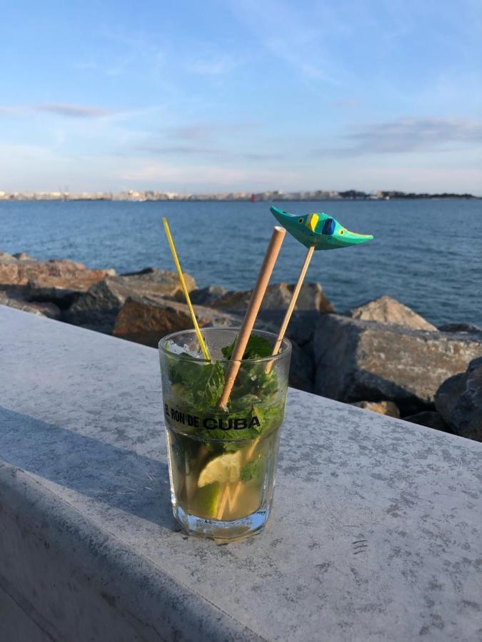 Les Pois Sont Verts La Rochelle  Extérieur photo